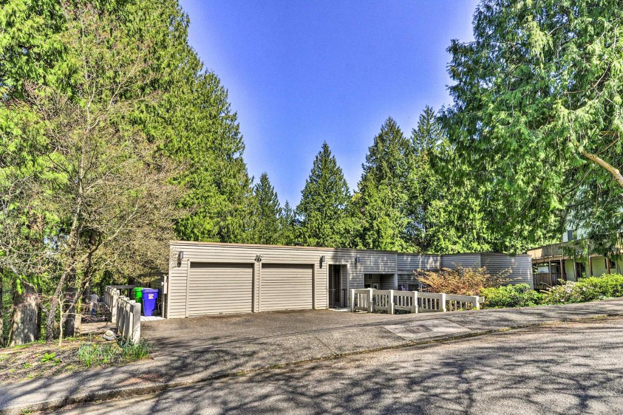 The Owls Nest With Hot Tub And Forest Views! Villa Portland Exterior photo